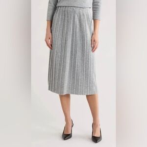 NWT Vince Camuto Pleated Knit Midi Skirt - Silver Heather | Size Large